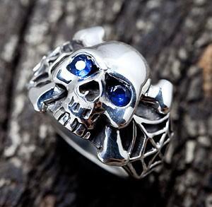 Sapphire outlet skull ring